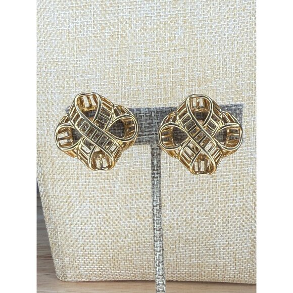 Monet Gold Tone Clip-On Knot Earrings Vintage Style Textured & Polished Finish W - Picture 1 of 5